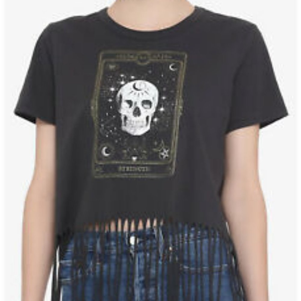 NWT- Midnight Hour Short Sleeve T-Shirt Hot Topic